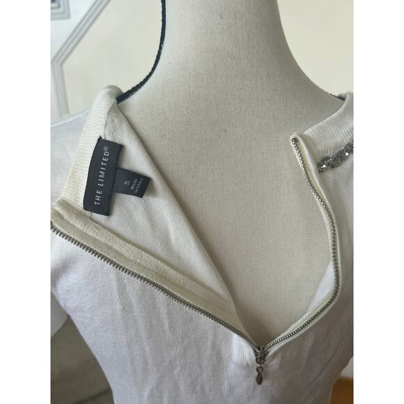 The Limited Vintage Y2K White Knit Rhinestone Bow Short Sleeve Sweater - Picture 5 of 7